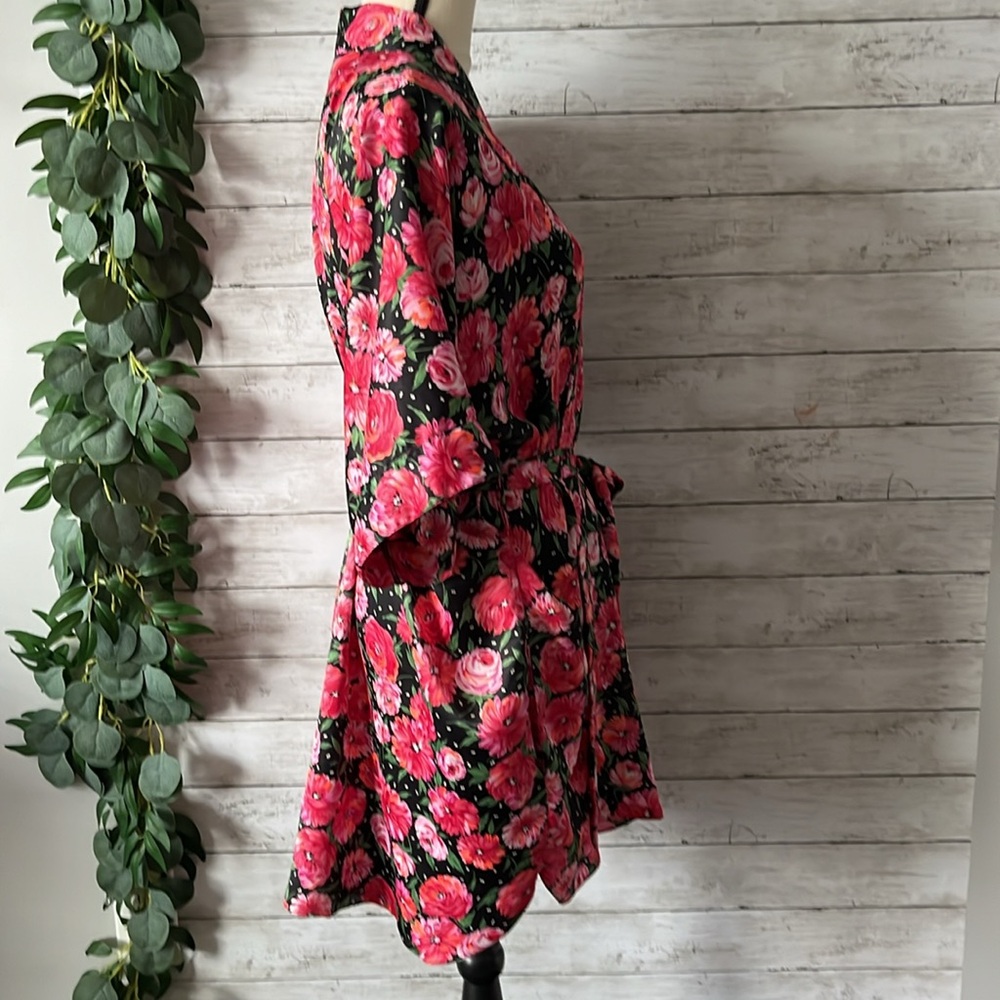 “Silky” Floral Robe with Pockets - Picture 5 of 10